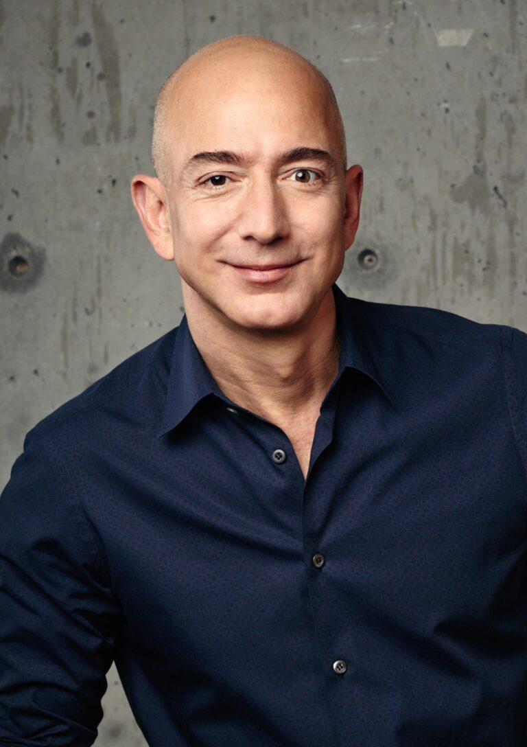 Before You Build, Learn: Why Jeff Bezos Urges Gen Z to Gain Experience First